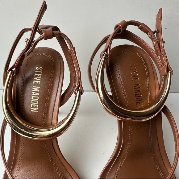 Steve Madden T-Strap Heeled Sandals Brown Tan Gold Toe Ring Ankle Strap Size 6 - Picture 2 of 9